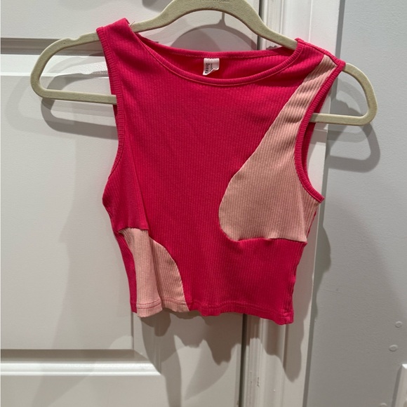 Tops - Pink Colorblock Crop Top